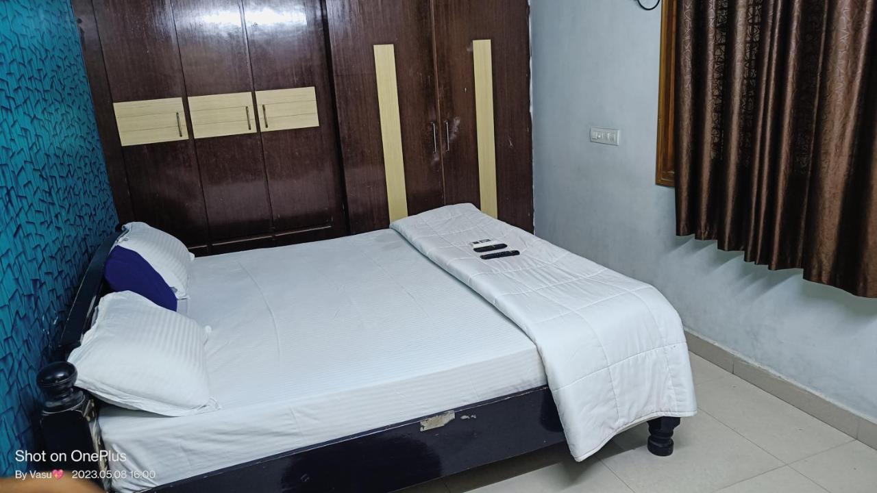 Gratifiedhomestay Visakhapatnam Exterior foto